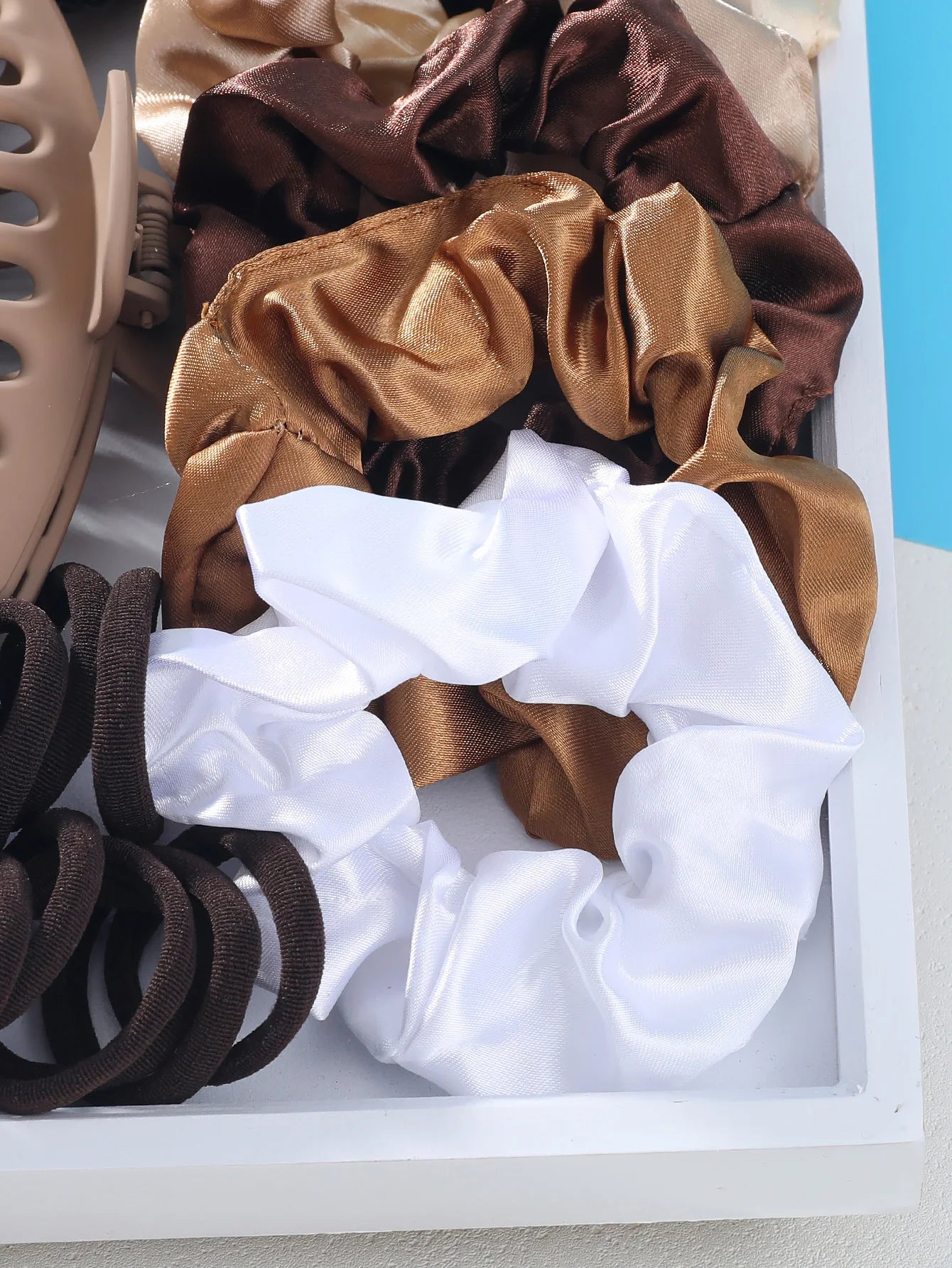 Neutral Queen Hair Set - 79 Pcs