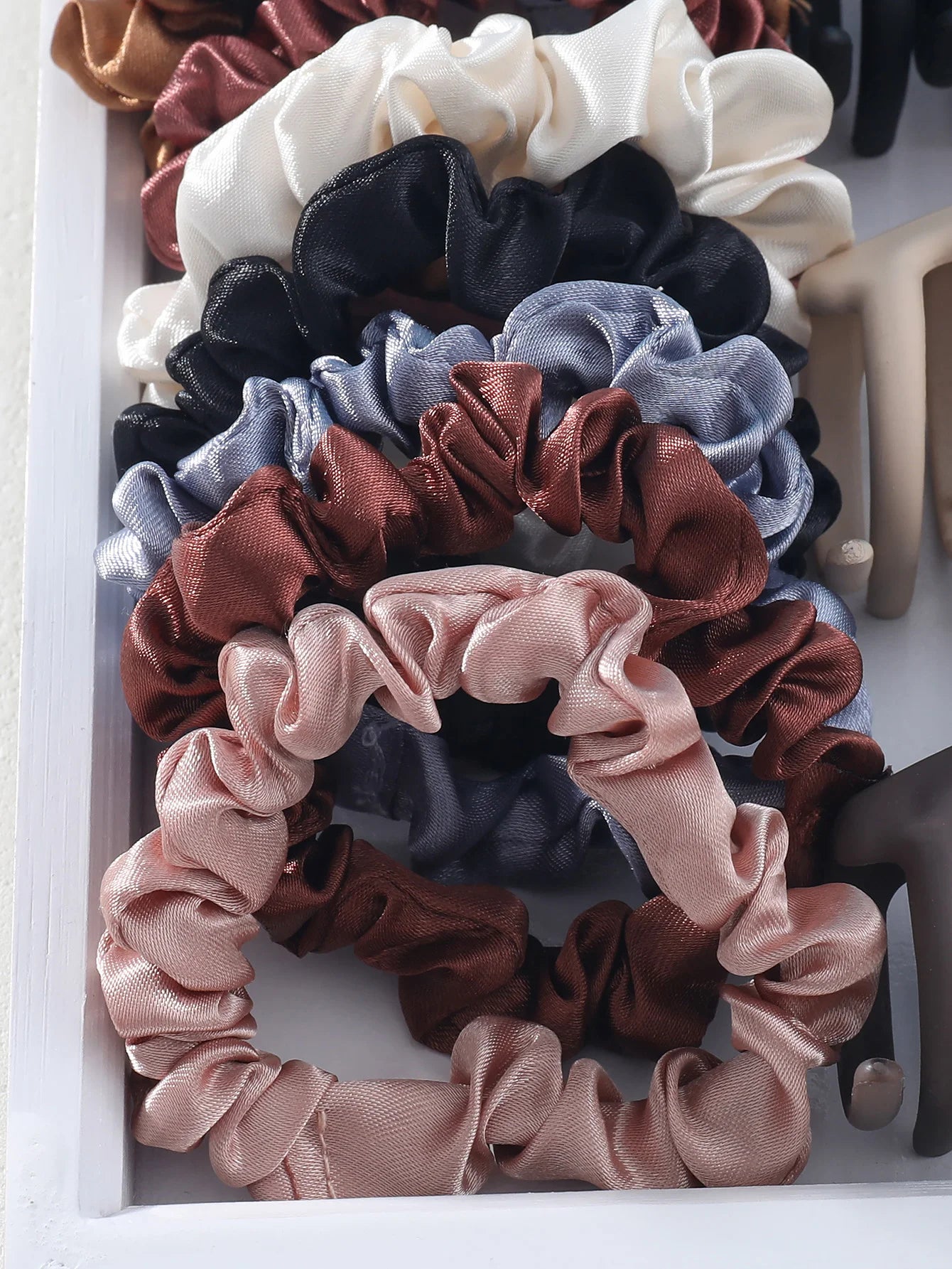 Neutral Queen Hair Set - 79 Pcs