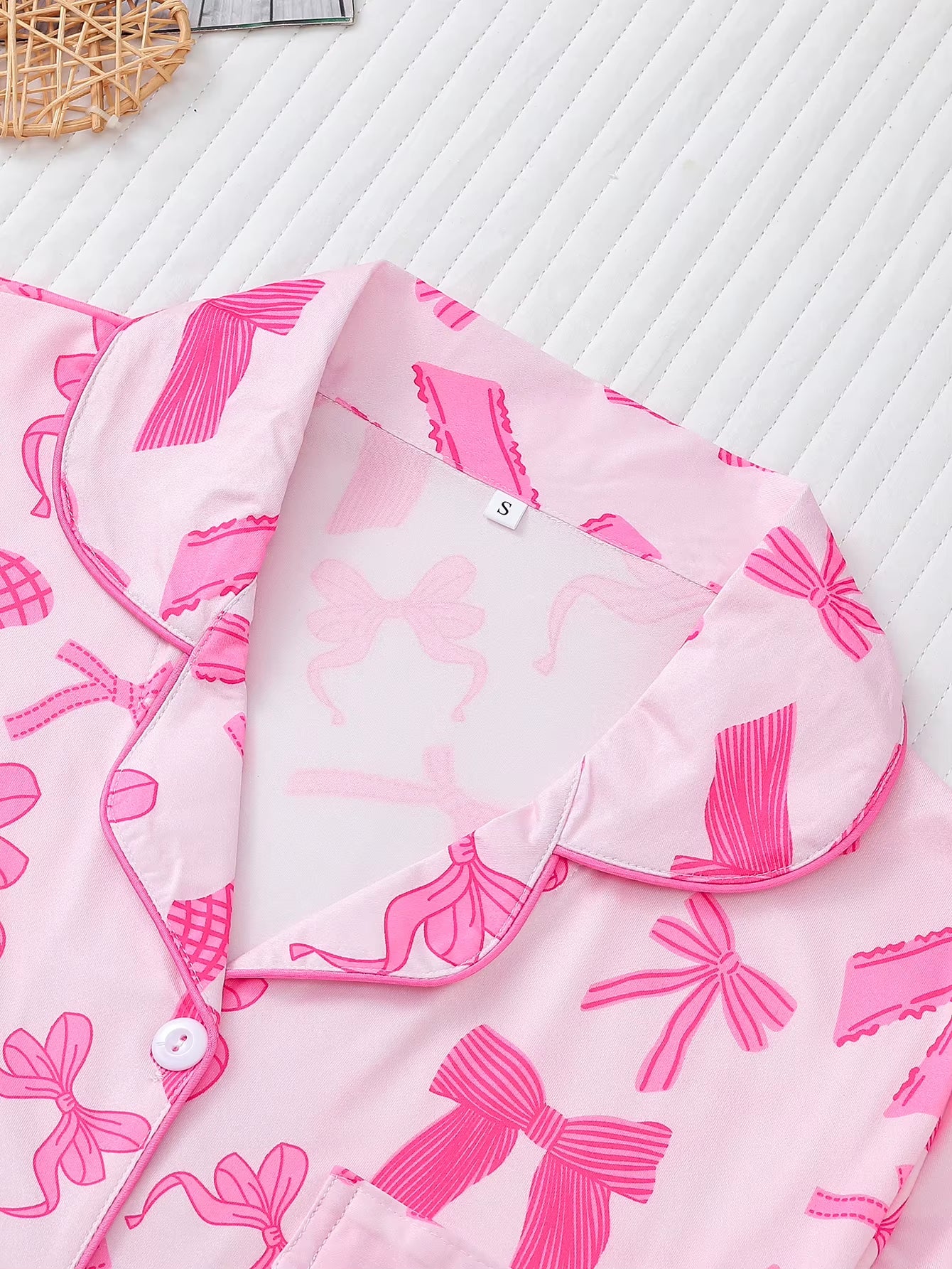 Cutesy 2 Piece Bow Print Pajama Set 